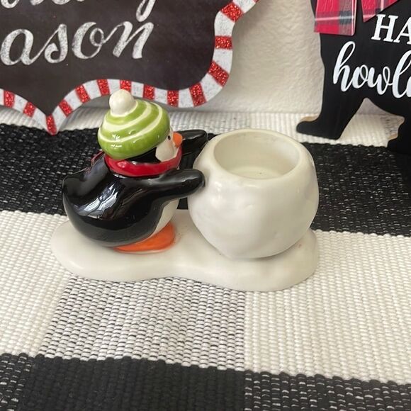 Hallmark 2009 Penguin Tea Light Holder - Picture 1 of 8